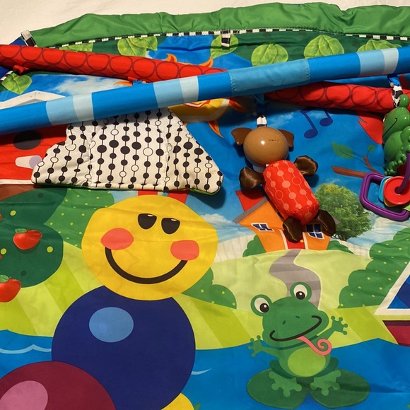 Toy for a new born baby. - Picture 2 of 2